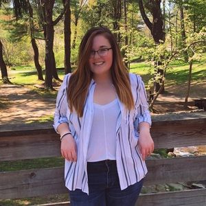 Meet your Posher, Olivia